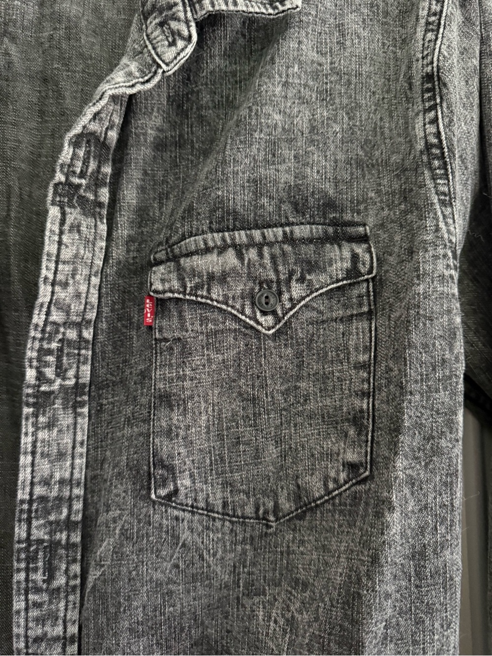 Levi's Black Acid-Wash Denim Shirt Jacket - Picture 2 of 5